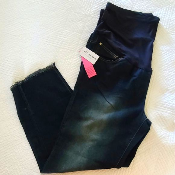Oh Mamma! Maternity Skinny 7/8 Length Jeans - Picture 1 of 6